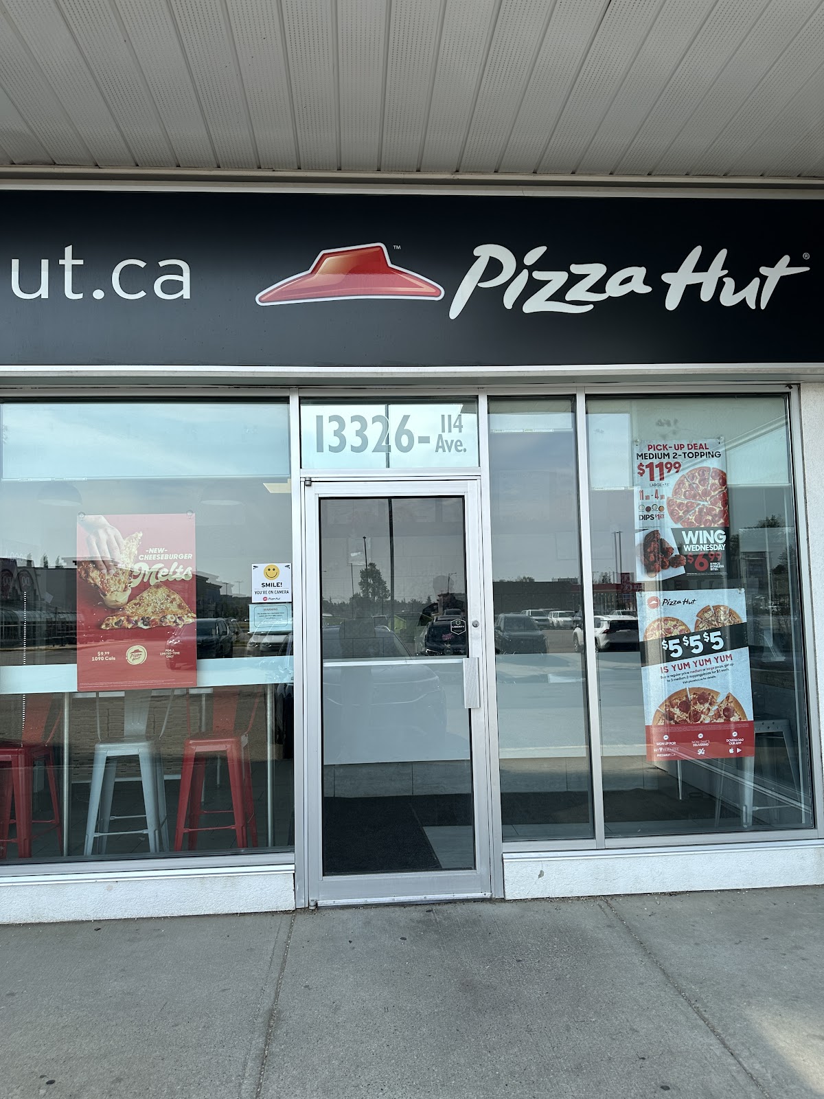 Pizza Hut restaurant