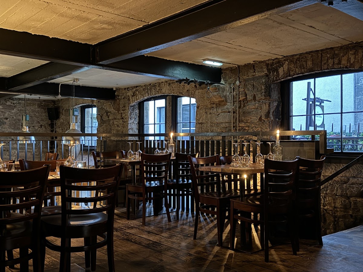 The Devil's Advocate restaurant