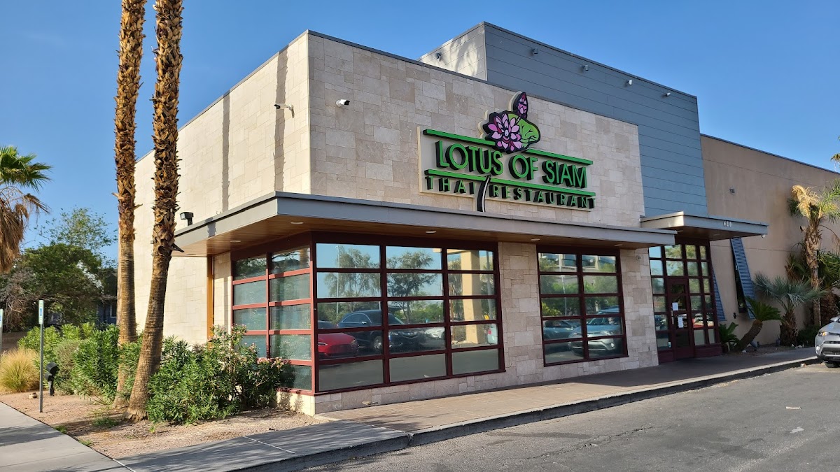 Lotus of Siam - Flamingo Road restaurant