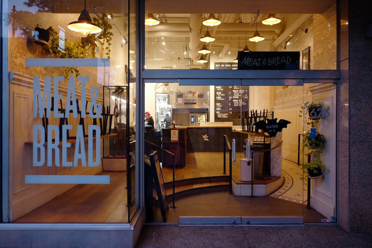 Meat & Bread restaurant