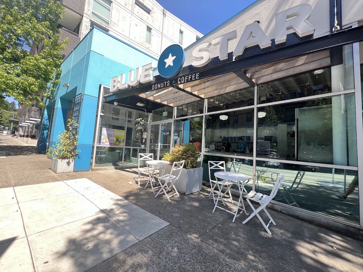 Blue Star Donuts restaurant